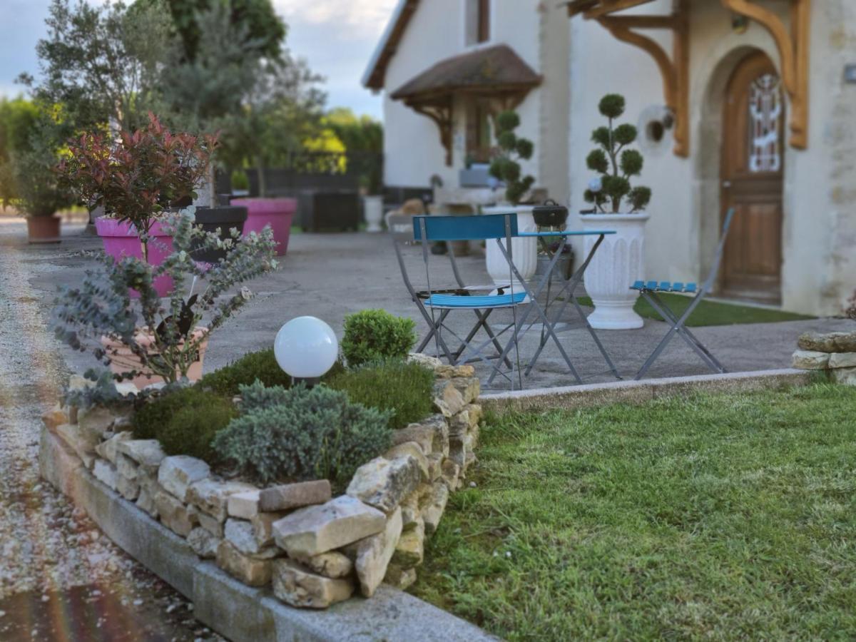 Chez Martine Et Laurent Le Tremblois Exterior photo