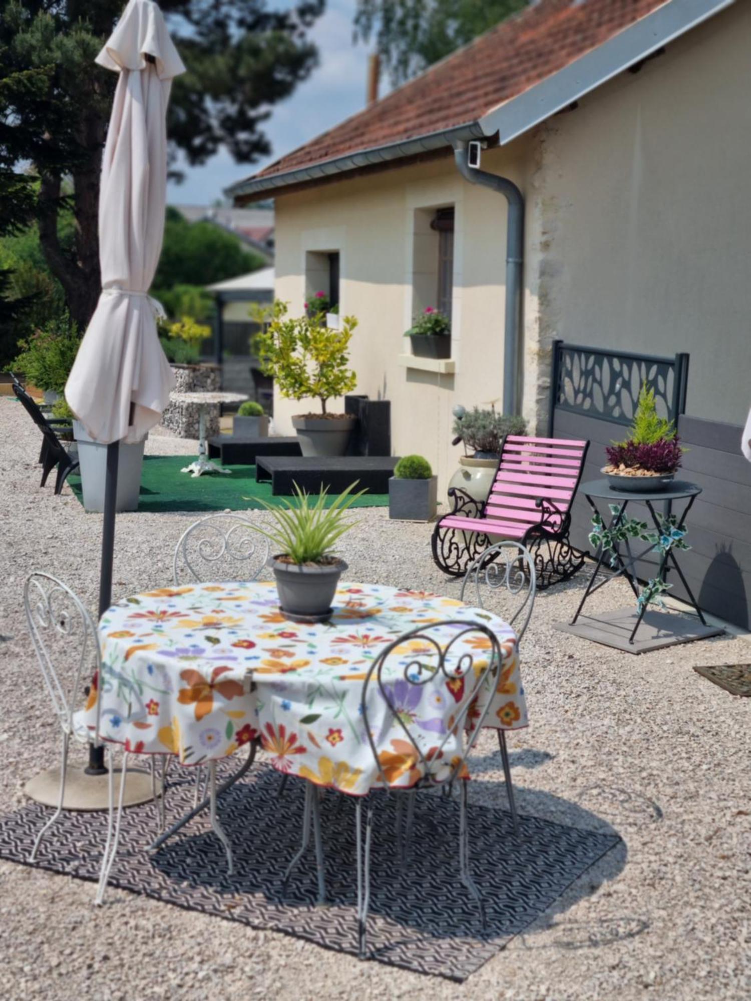 Chez Martine Et Laurent Le Tremblois Exterior photo